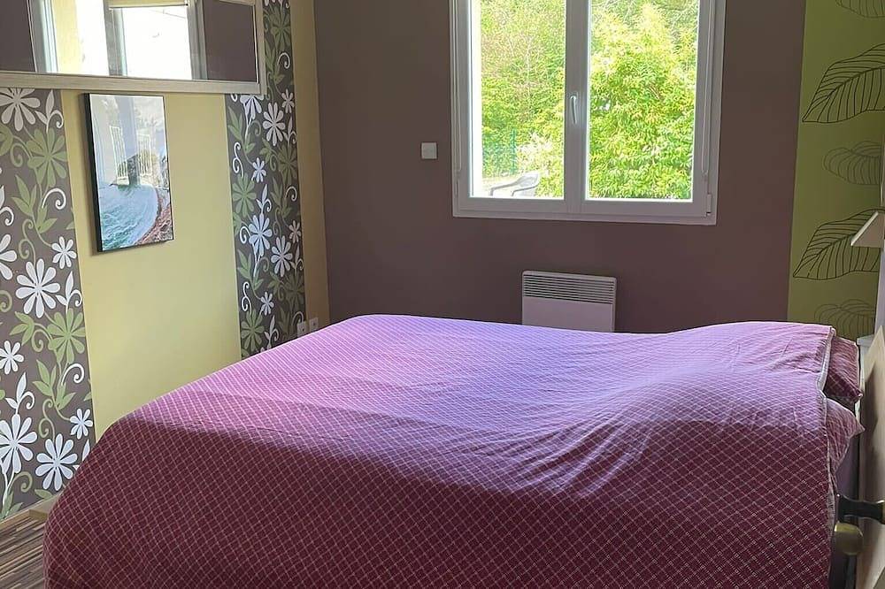 Cosy villa in wooded surroundings Heated swimming pool available from May to September in Angomont, Lunéville und Umgebung