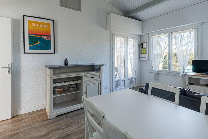 Location de vacances pour 4 personnes, avec jardin, adapté aux familles dans Lac marin de Port d'Albret - 4