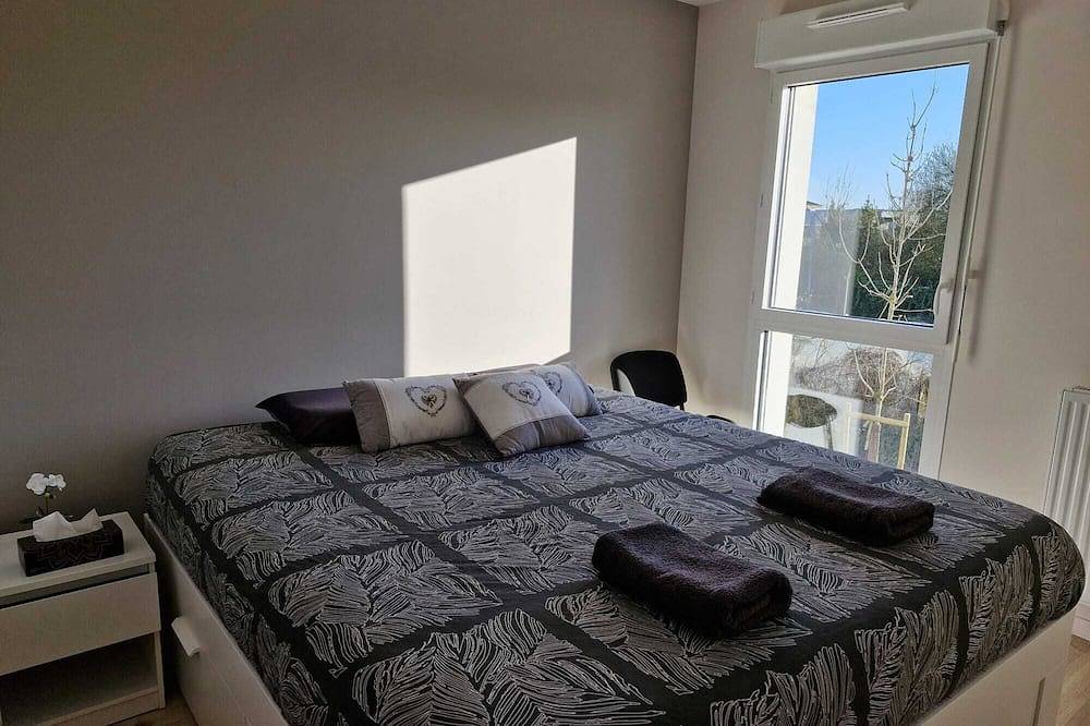 Apartamento entero, For rent furnished apartment Floirac 2 bedrooms secure residence private parking in Floirac, Región de Burdeos