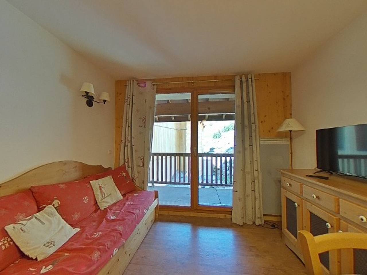 Ganze Wohnung, 2 Zimmer 4 Pers, nahe Pisten, Wlan, Parken, Pool, Orcières Merlette in Orcières, Nationalpark Écrins