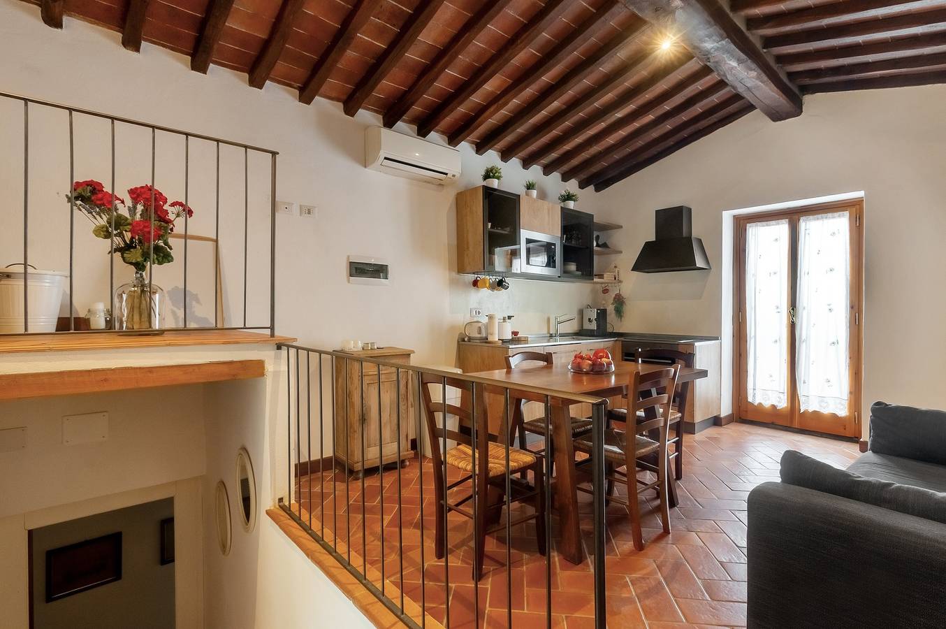 Appartamento intero, Appartamento 'Canto Dei Merli' con Terrazza Privata, Giardino Privato e Wi-Fi in Greve In Chianti, Chianti