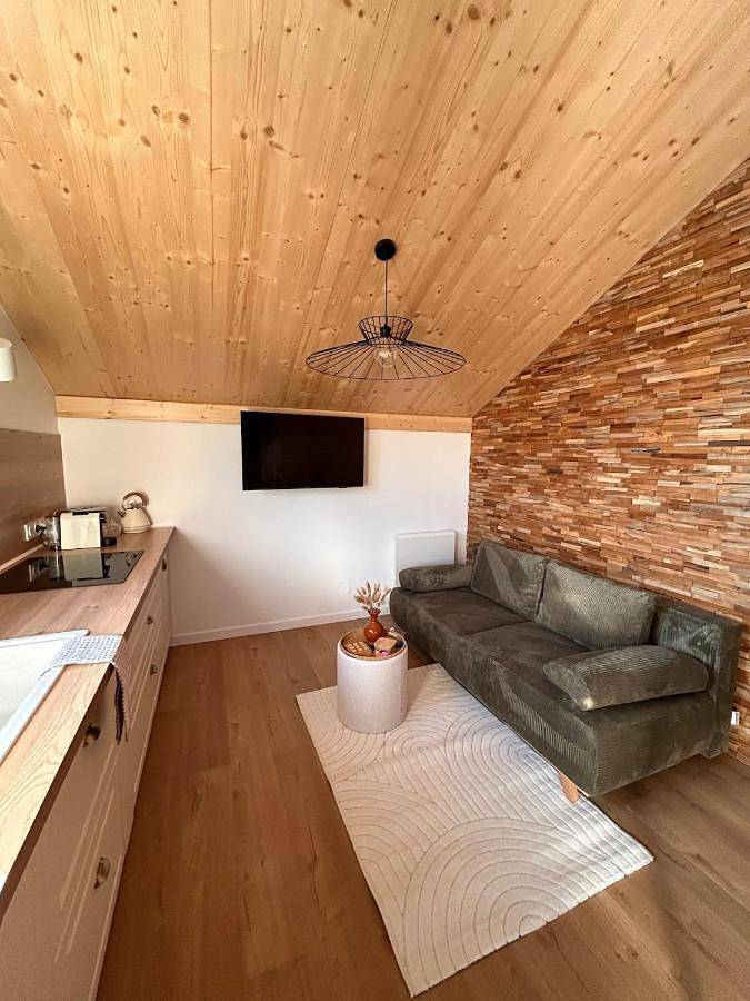 Gîte pour 4 personnes, avec vue et balcon dans Saint-Germain-sur-Rhône