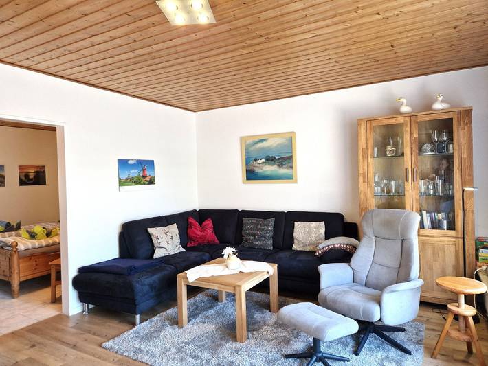 Bungalow in bester Lage von Norddeich, ca. 100 m vom Sandstrand entfernt in Strand Norddeich, Norddeich