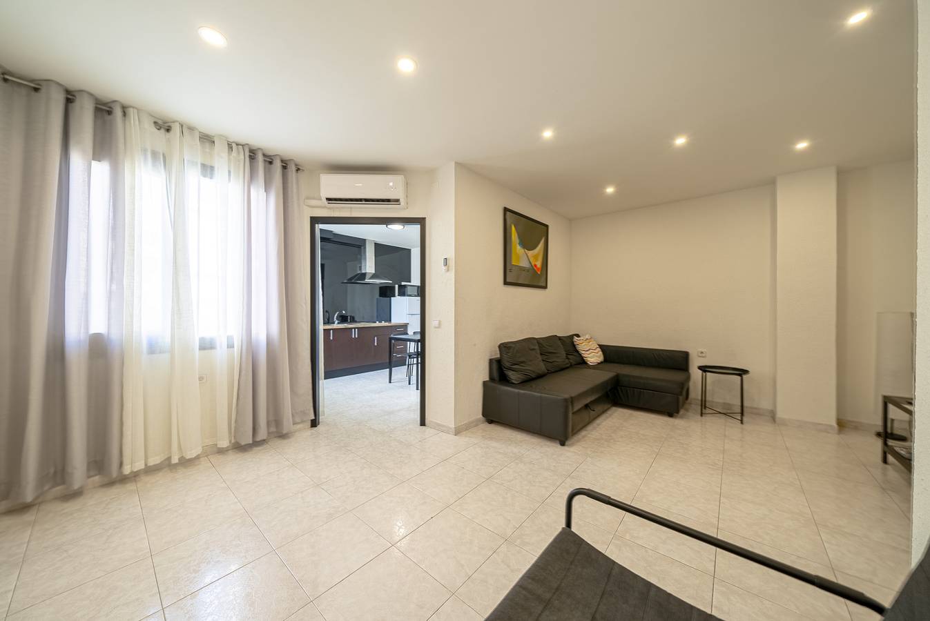 Entire apartment, Holiday apartment for 6 people in El Barrio, Alicante