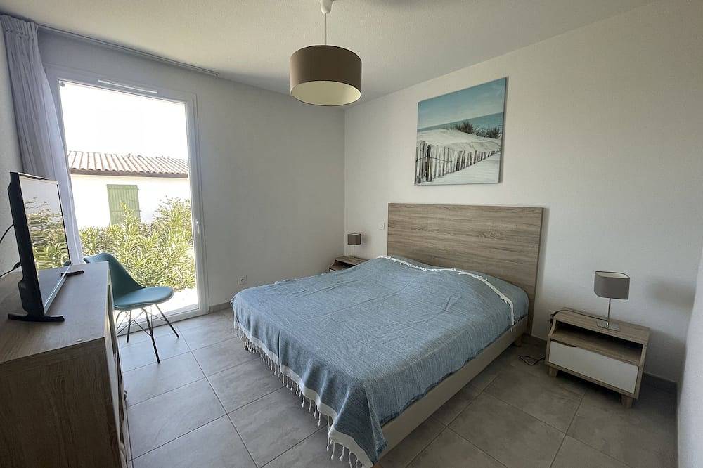 Entire apartment, Mini villa the top of bonifacio with heated pool in Bonifacio, Arrondissement de Sartène