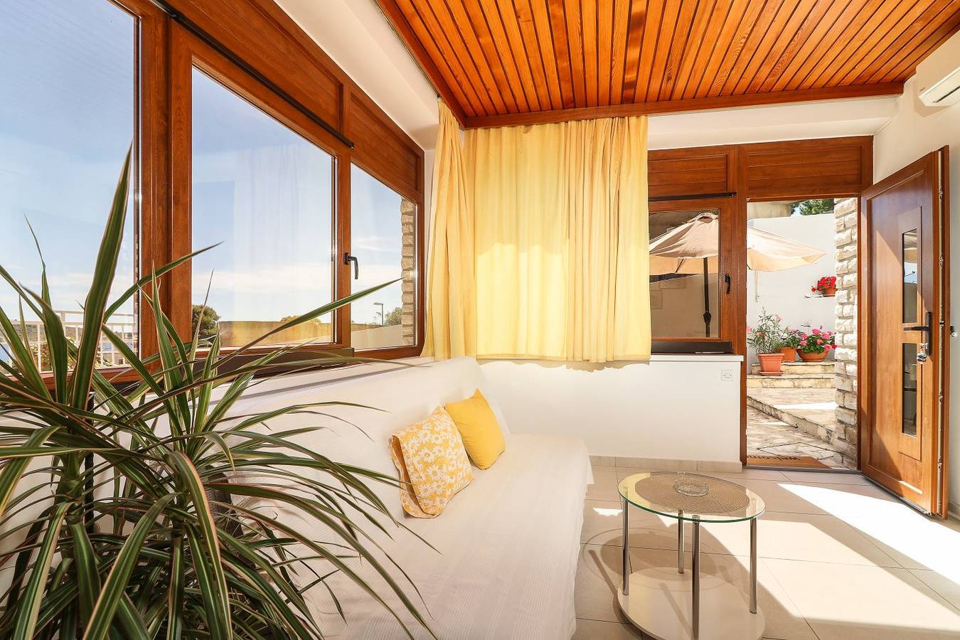 Ganze Wohnung, Ferienwohnung in Primošten mit Meerblick, Terrasse, Klimaanlage, W-Lan (5155-1) in Primošten, Šibenik-Knin