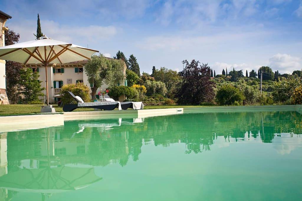Villa le Grotte in Vérone, Province de Vérone