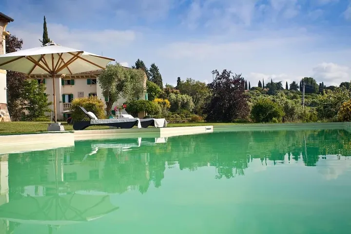 Villa per 15 persone, con giardino e panorama nonché piscina, con animali domestici - 1