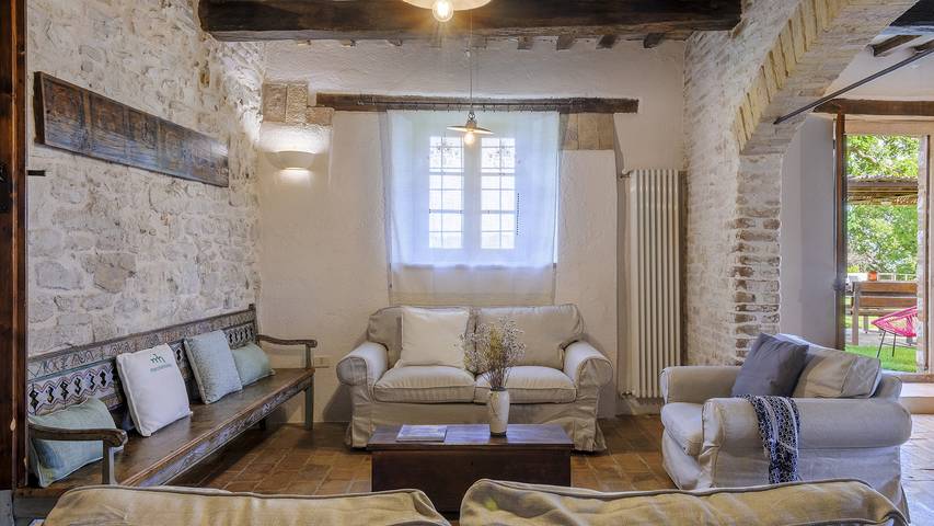 Checello 12, Emma Villas in Cagli, Valle del Metauro