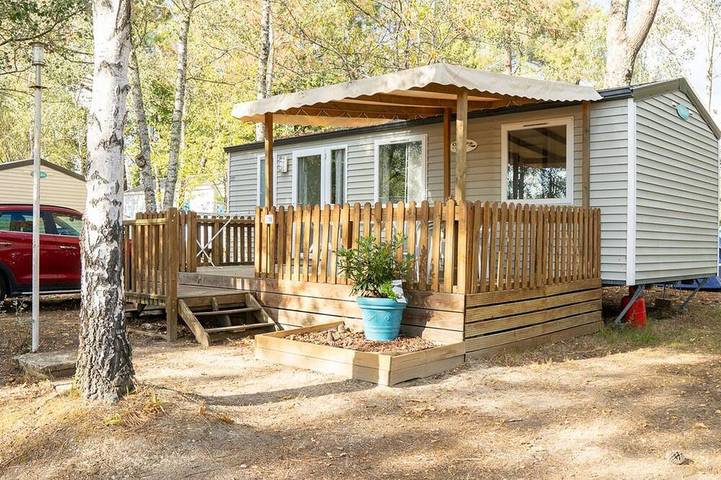 Mobil home pour 5 personnes dans Bayas