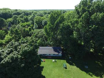 Cottage for 6 People in North Hero, Lake Champlain, Photo 2