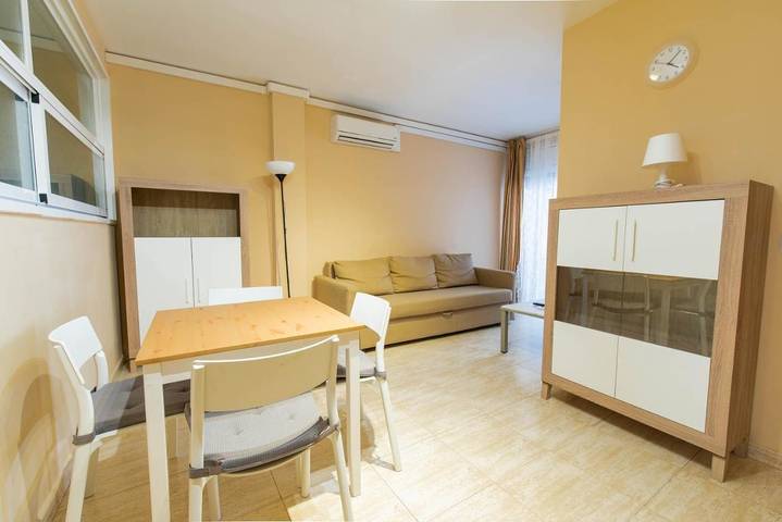 Apartamento de vacaciones para 4 personas, con balcón, Familias con niños - 1