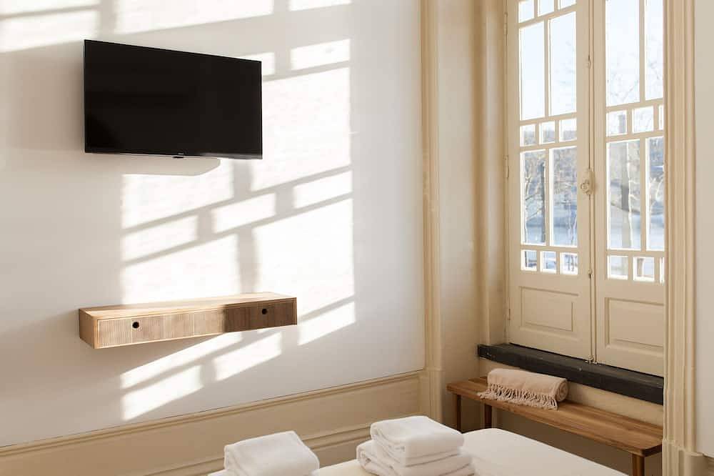 Viva Alameda Suites - River View in Massarelos, Porto