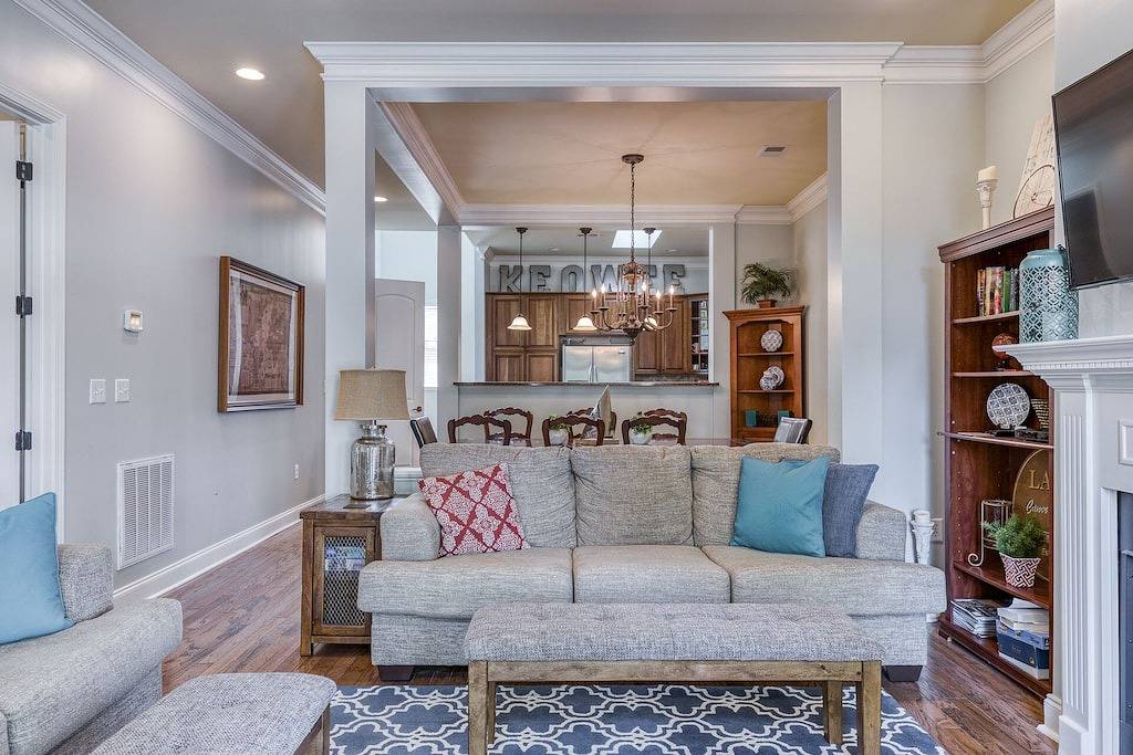 Luxus-Reihenhaus am See! 15 Minuten nach Clemson! Billardtisch, Tischtennis. in Lake Keowee