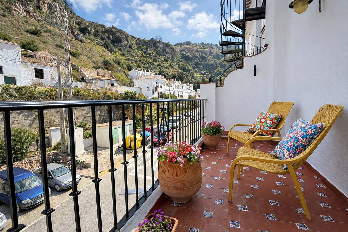 Apartamento entero, Encantador apartamento de 3 dormitorios en la pintoresca Frigiliana in Frigiliana Road, Frigiliana