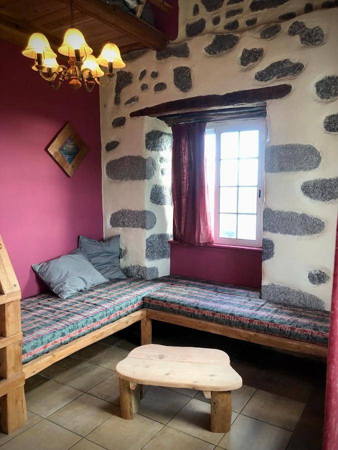 Gîte pour 4 personnes, avec vue et terrasse à Lajes das Flores - 3