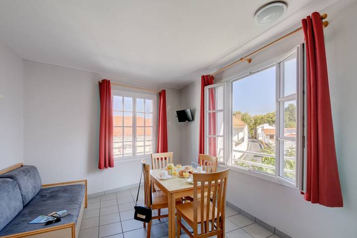 Appartement de vacances pour 4 personnes, avec piscine à La Tranche-sur-Mer