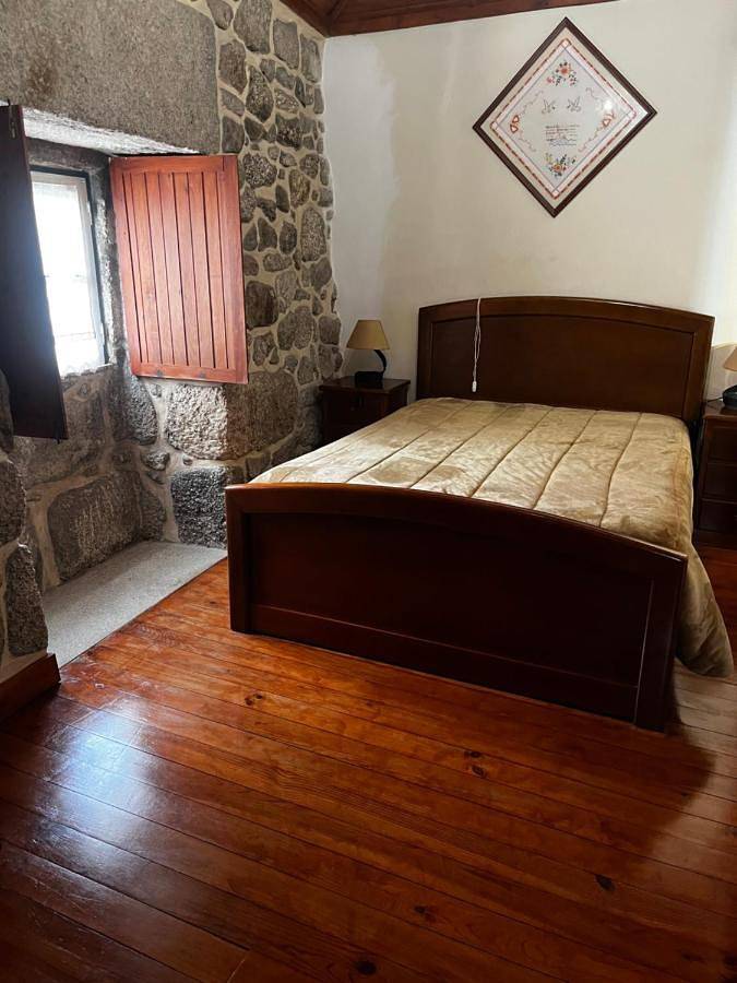 Maison de campagne pour 7 personnes, avec jardin et vue dans Campo Do Gerez - 4