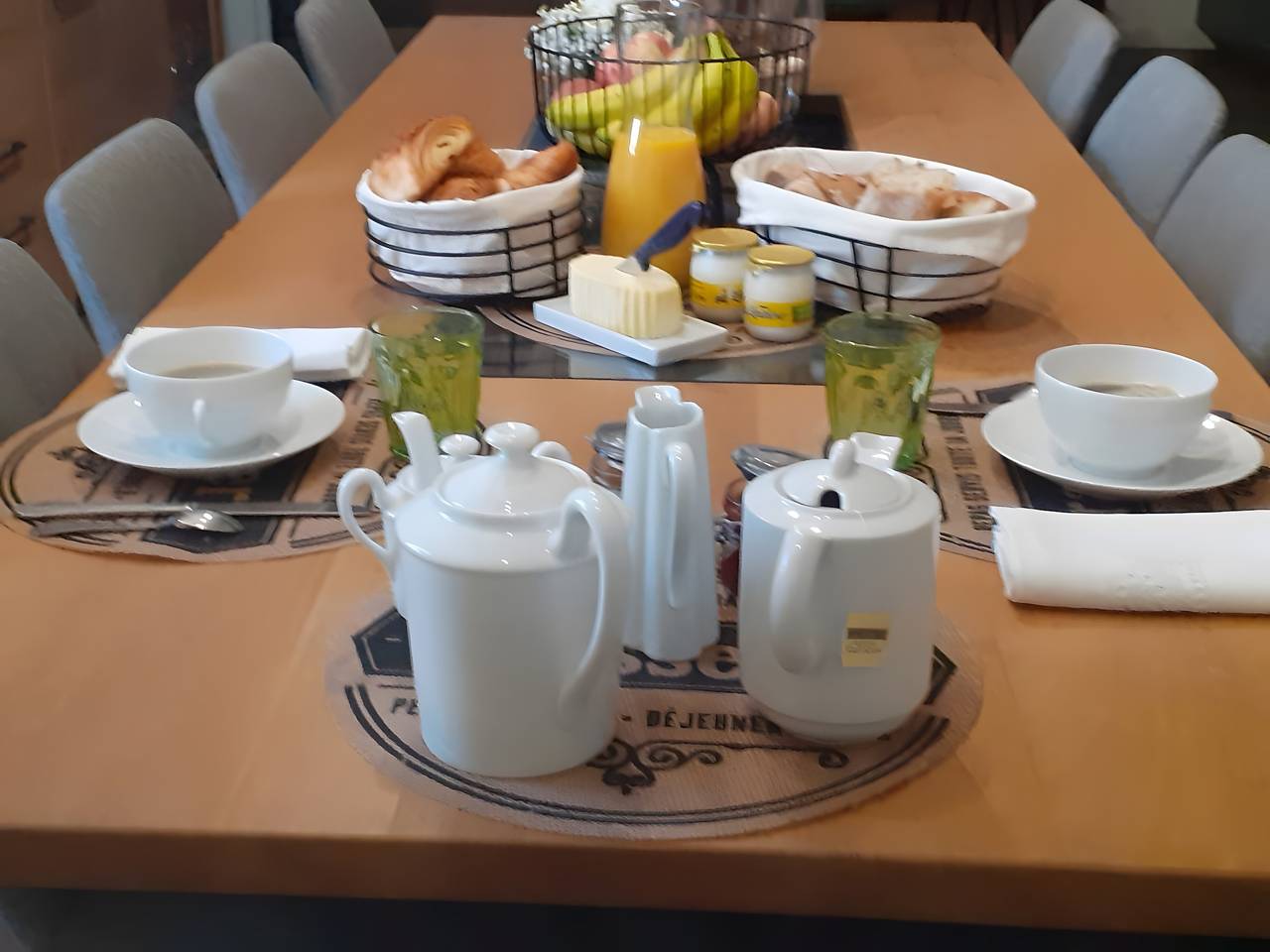 Gästezimmer „Embellie“ mit privater Terrasse, eigenem Garten und Wlan in Marennes, Côte de Beauté