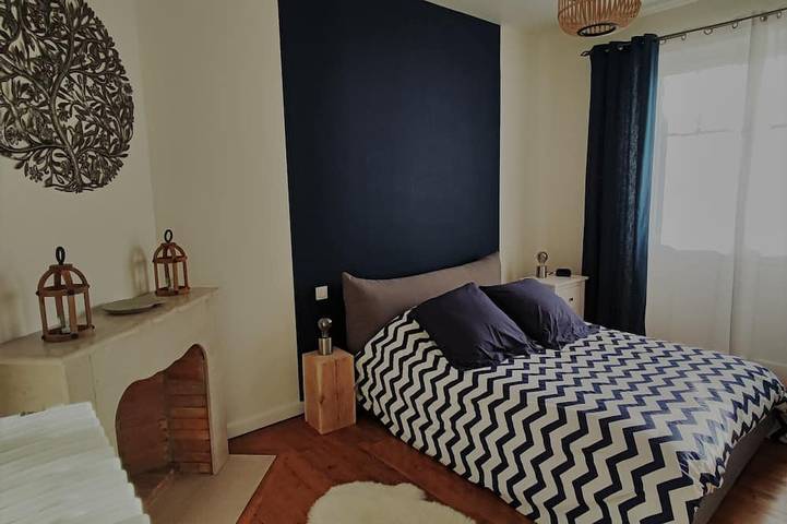 Location de vacances pour 4 personnes, avec terrasse et jardin, animaux acceptés dans Thermes De Neris Les Bains Neris Les Bains - 3