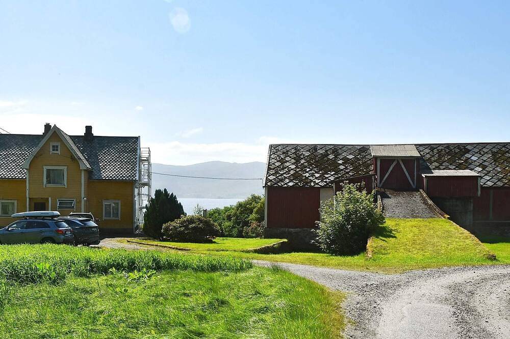 6 Personen Ferienhaus in Fiskå in Åram, Vanylven