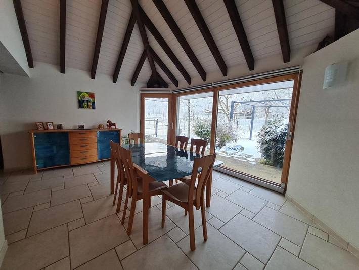 Gîte pour 3 personnes, avec terrasse et piscine ainsi que vue et jardin, animaux acceptés à Kembs - 4