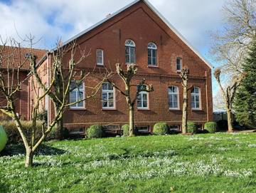 Ferienwohnung für 5 Personen, mit Terrasse und Garten sowie Ausblick, kinderfreundlich in Hinte