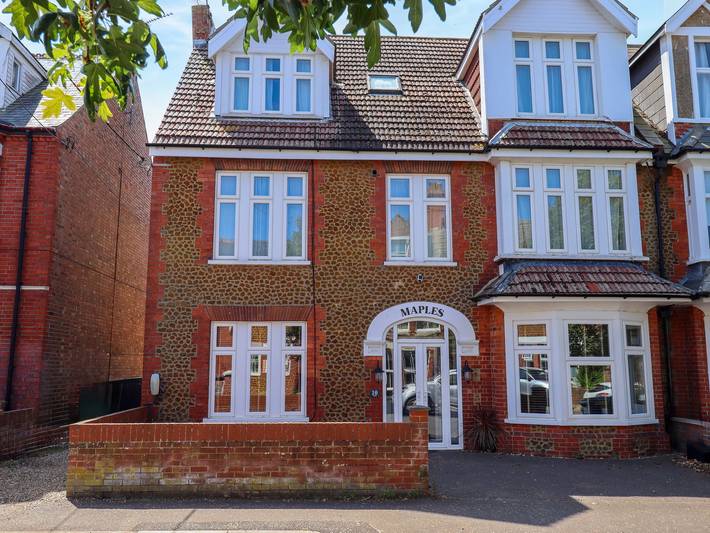Cottage for 12 people, with garden, with pets in Hunstanton