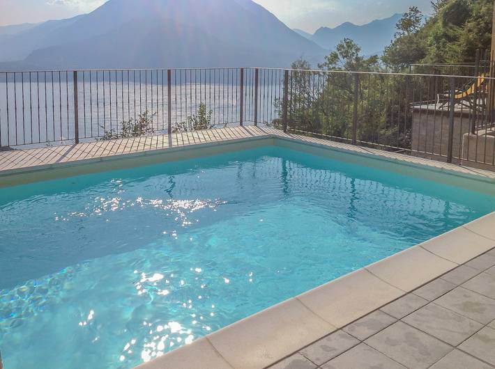 Gîte pour 4 personnes, avec vue sur le lac et jardin dans Perledo - 2