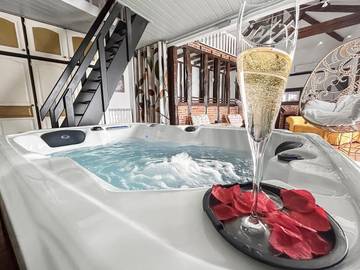 Gîte pour 2 personnes, avec jacuzzi et piscine, animaux acceptés à Verfeil