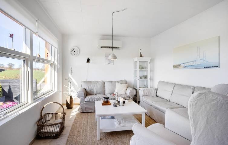 Ferienhaus für 6 Personen, mit Terrasse und Whirlpool in Tårup - 4