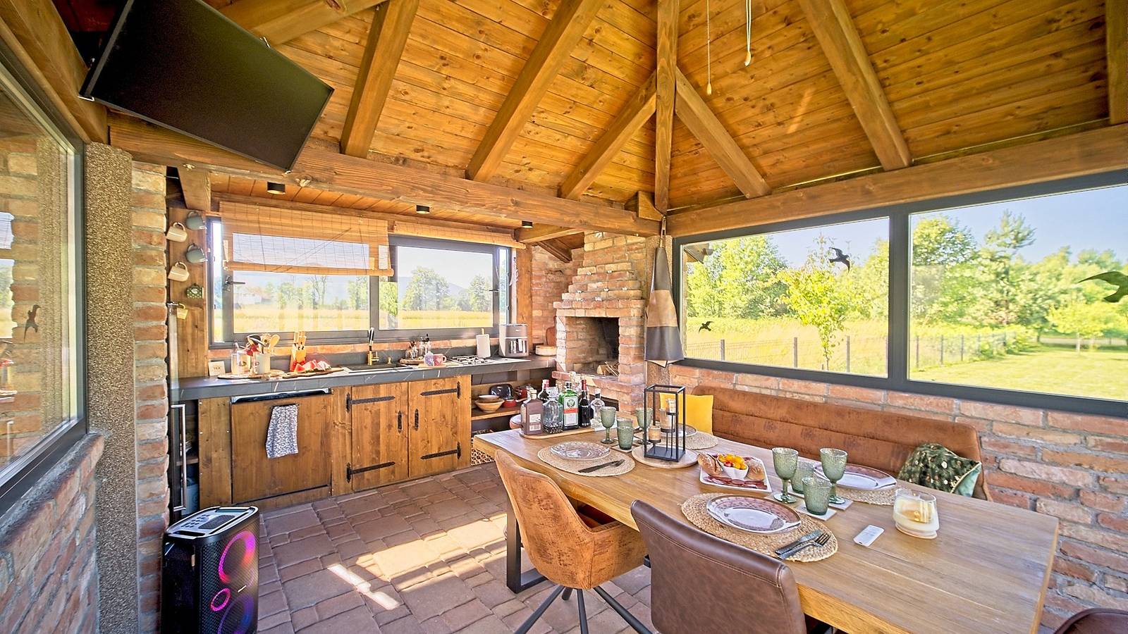 Villa Debelo Brdo by Villas Guide in Gospitsch, Lika-Senj