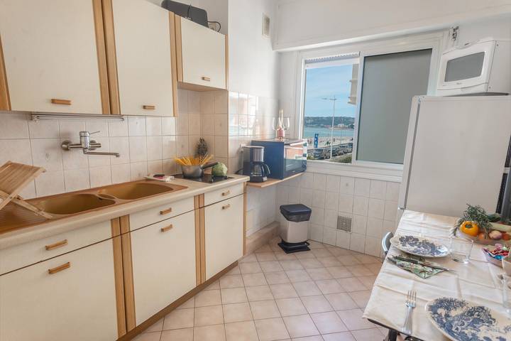 Gîte pour 6 personnes, avec vue sur l’océan dans Plage Du Borrigo Menton - 2