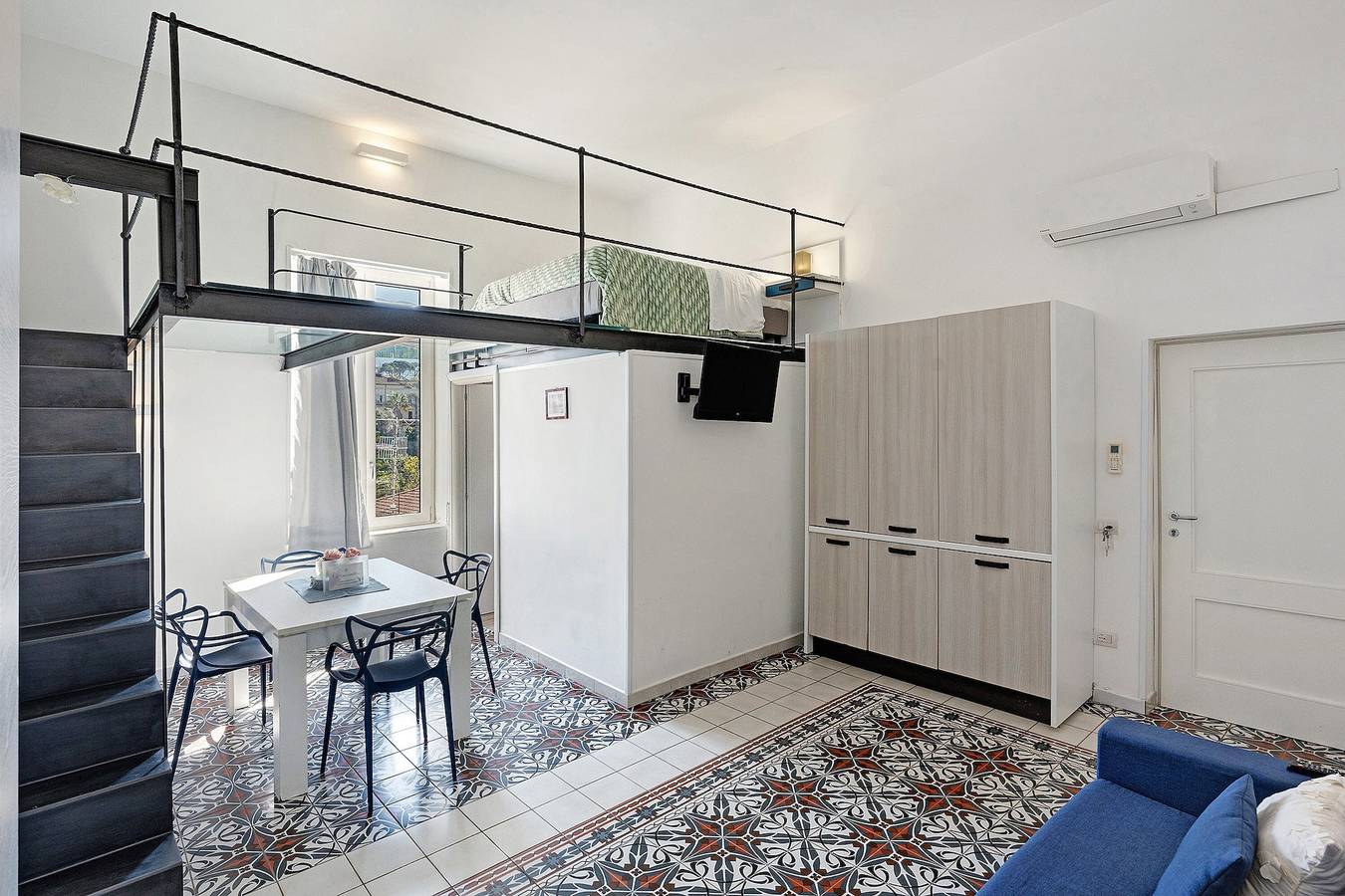 Ganze Wohnung, Apartment 'La Sentinella' mit Bergblick, Wlan und Klimaanlage in Castellammare di Stabia, Neapel Provinz