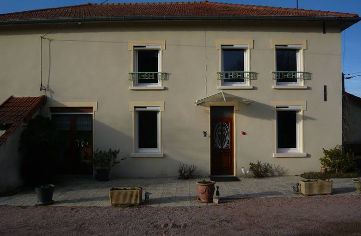 Chambre d’hôte pour 2 personnes, avec jardin à Saint-Germain-Lespinasse