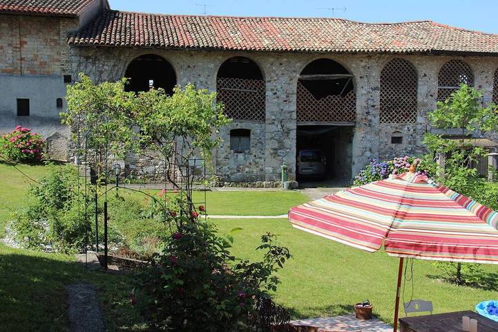 Fantástica casa de campo con un amplio jardín. in San Daniele del Friuli, Provincia d'Udine