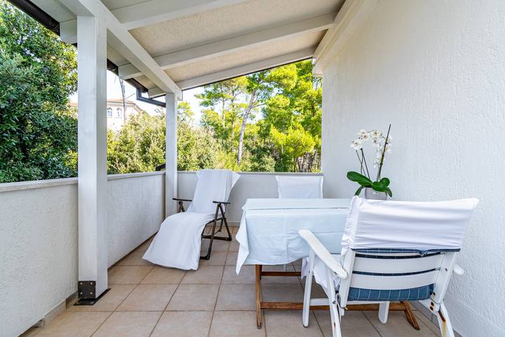 Ferienwohnung für 2 Personen, mit Balkon/Terrasse in Banjol