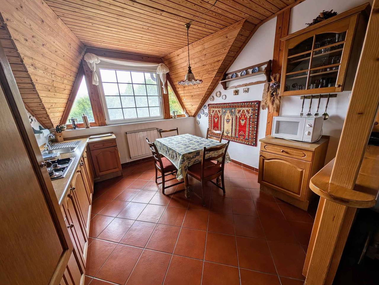 Apartamento vacacional entero, Holiday apartment with large garden, Wi-Fi and air conditioning  in Kehidakustány, Zala region