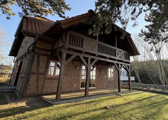 Ferienhaus für 8 Personen, mit Sauna und Terrasse sowie Garten in Wiek