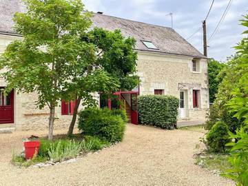 Gîte pour 4 personnes, avec sauna ainsi que terrasse et jardin à Luzillé