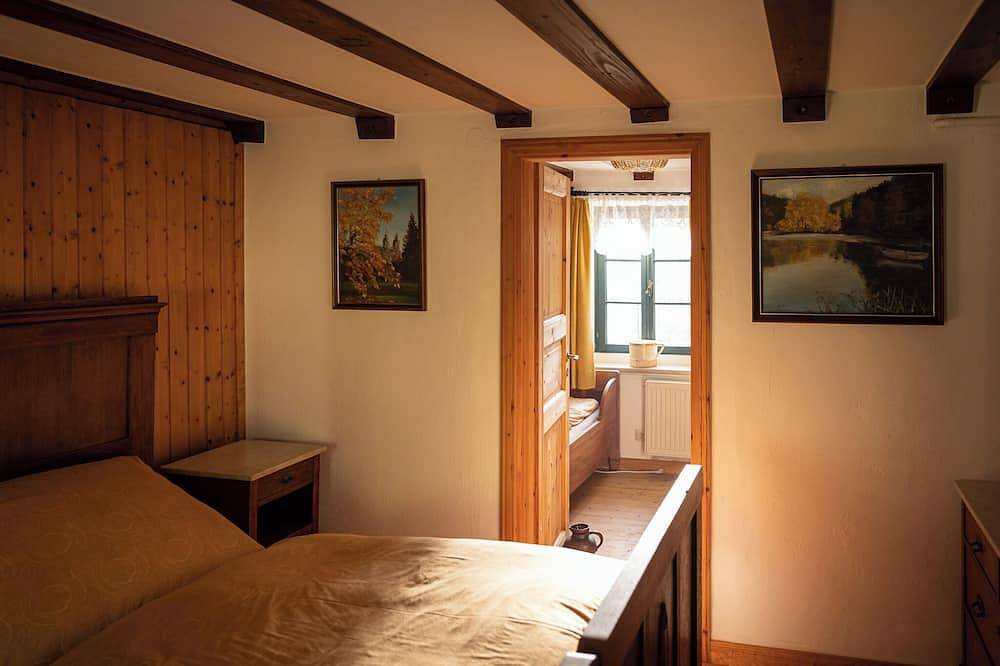 Haus Hufeisen – Historisches Ferienhaus mit Herz im Eifeldorf Weibern in Weibern, Osteifel