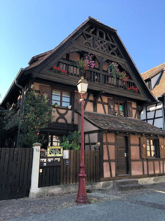 Chambres d'hôtes et Gîte Au Merlenchanteur Strasbourg - Chambre Schoelcher in Schiltigheim, Région de Strasbourg