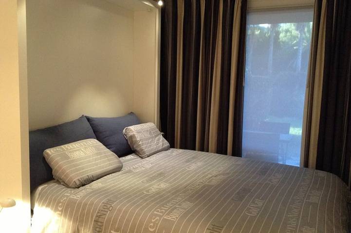 Gîte pour 4 personnes, avec piscine ainsi que balcon et jardin dans Plage La Badine - 2