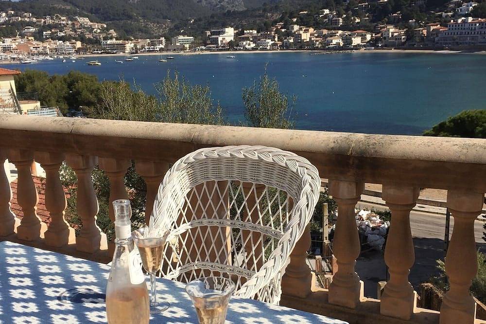 Neues bezauberndes Seehaus mit herrlichem Blick, Wifi und Sat Tv in Port de Sóller, Sóller