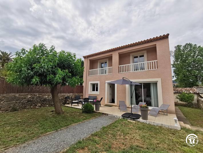 Gîte pour 6 personnes, avec jardin