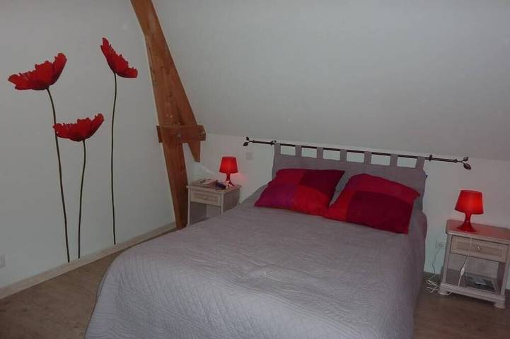 Location de vacances pour 5 personnes, avec jacuzzi à Sainte-Nathalène - 2