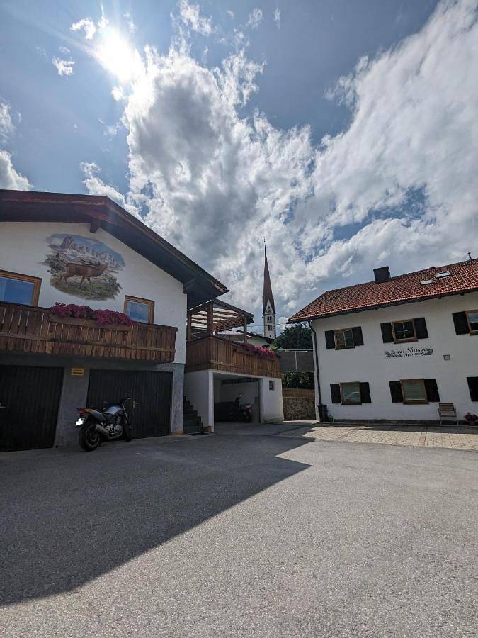 Ferienwohnung für 2 Personen, mit Ausblick und Balkon in Axams