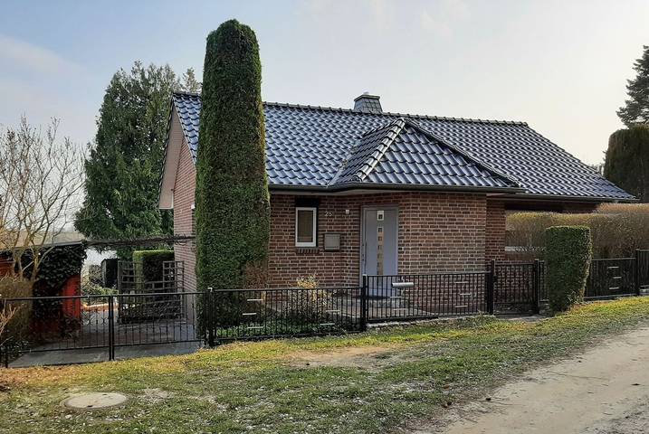 Ferienhaus für 6 Personen, mit Terrasse und Garten sowie Seeblick in Mecklenburg-Strelitz - 2