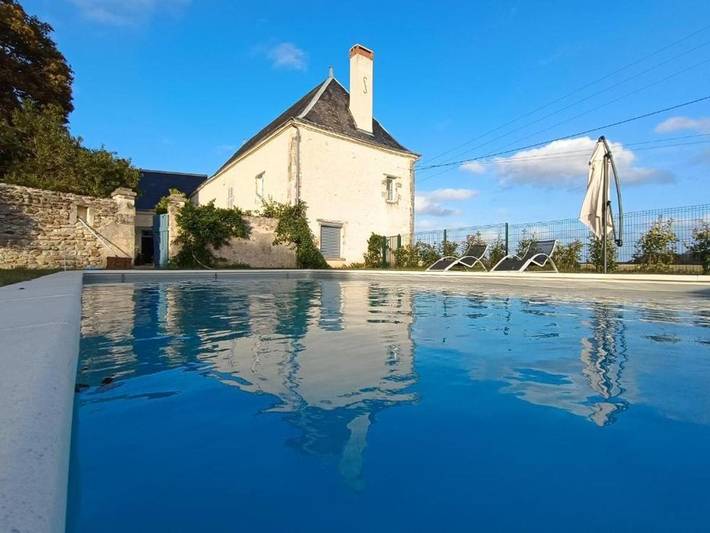 Location de vacances pour 6 personnes, avec jardin et piscine à Sainte-Maure-de-Touraine