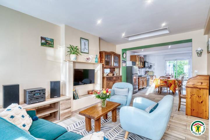 Gîte pour 4 personnes, avec jardin et terrasse à Les Loges - 2